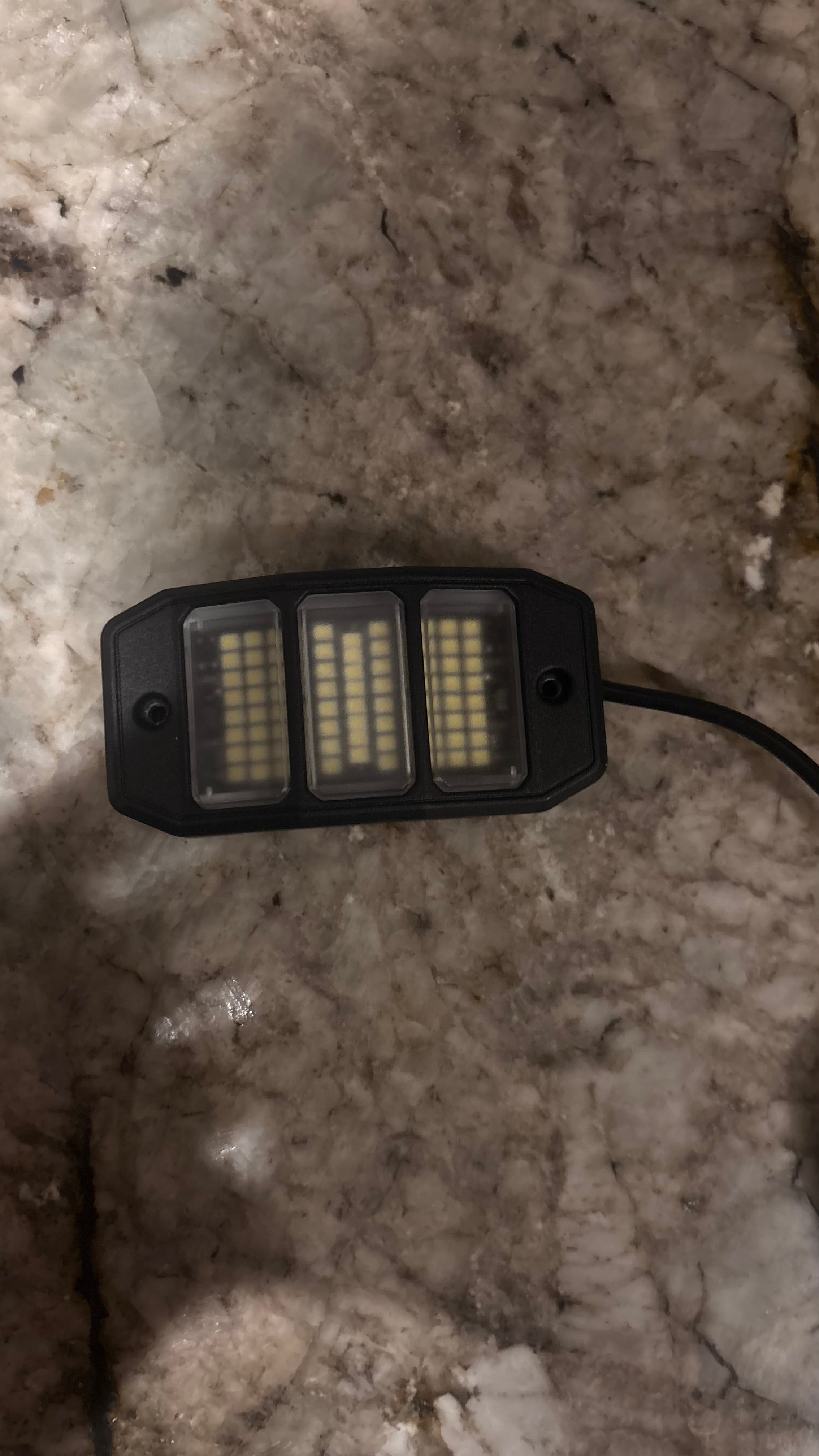 V2 Super73 Rocklight